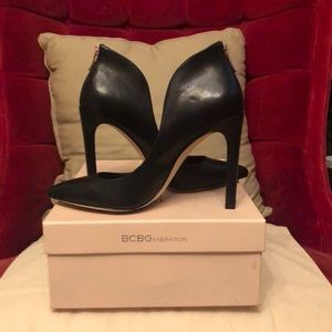 BCBG BG-Conrad heels size 8